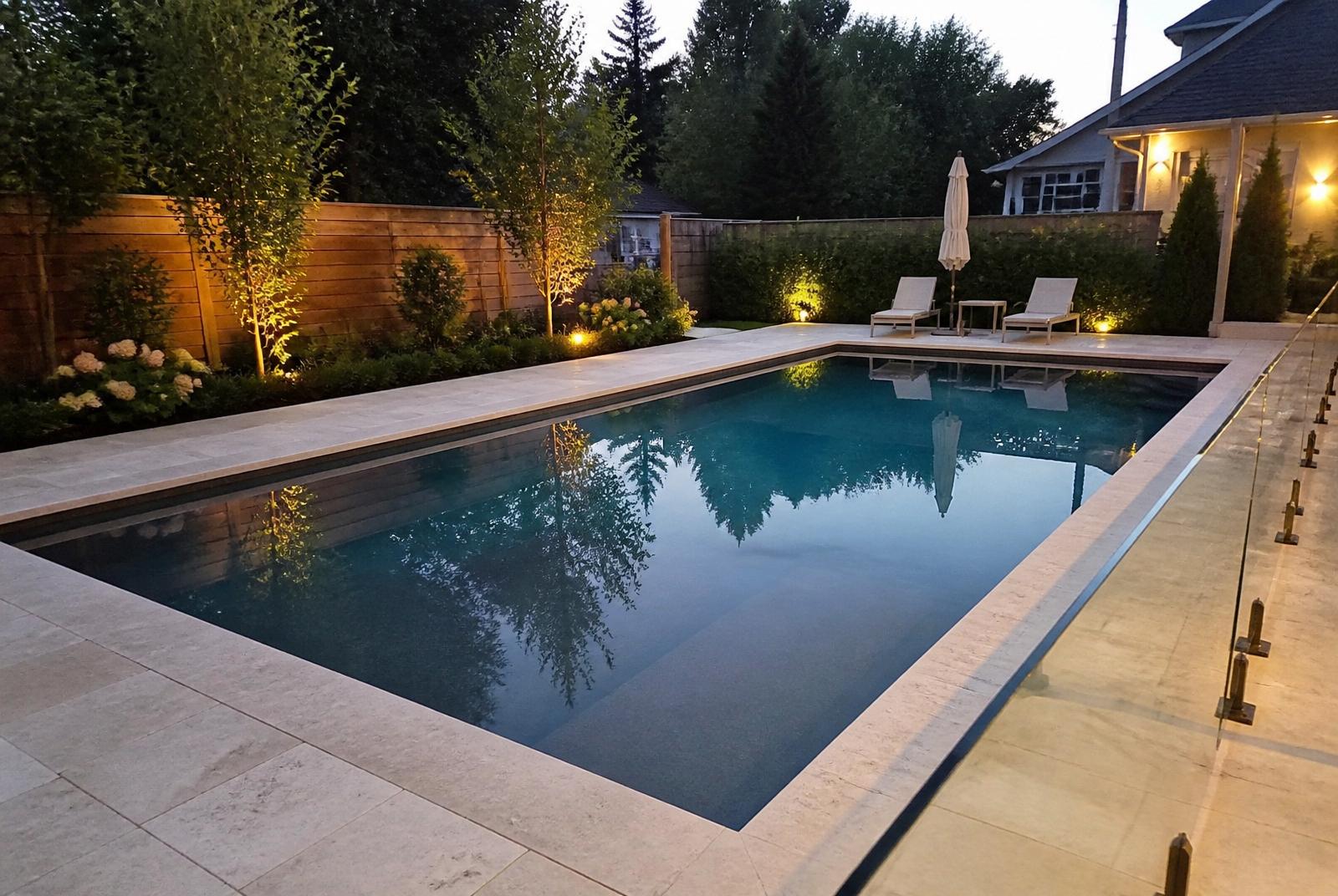 Pools & Hot Tubs